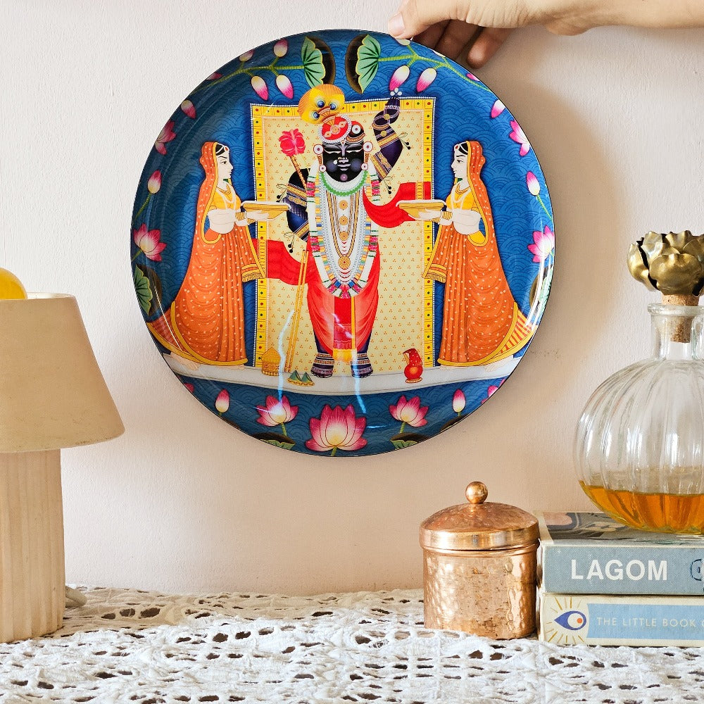Srinathji Single Wall Plate with wooden stand