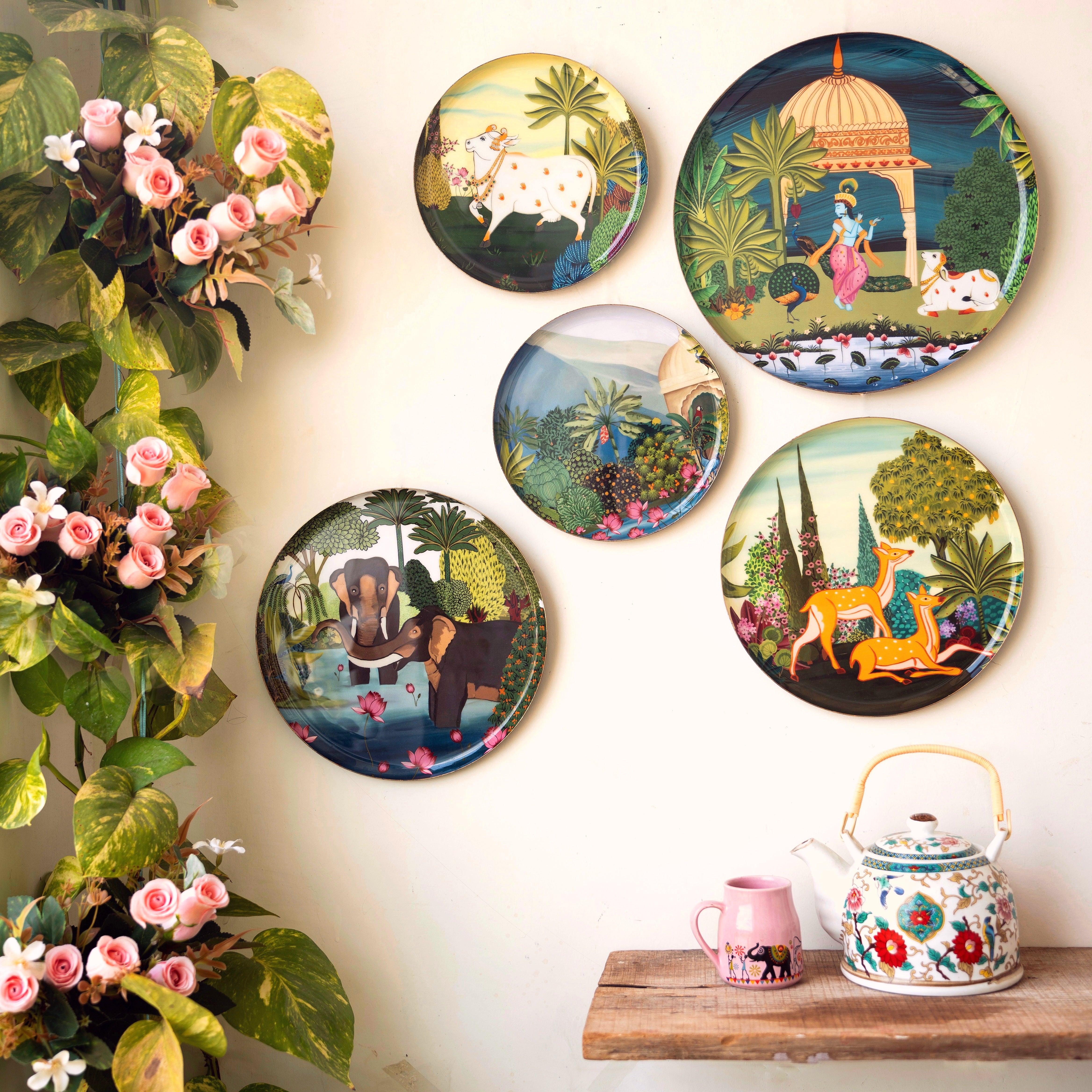 Dwarka Pichwai Wall Plates- Set of 5