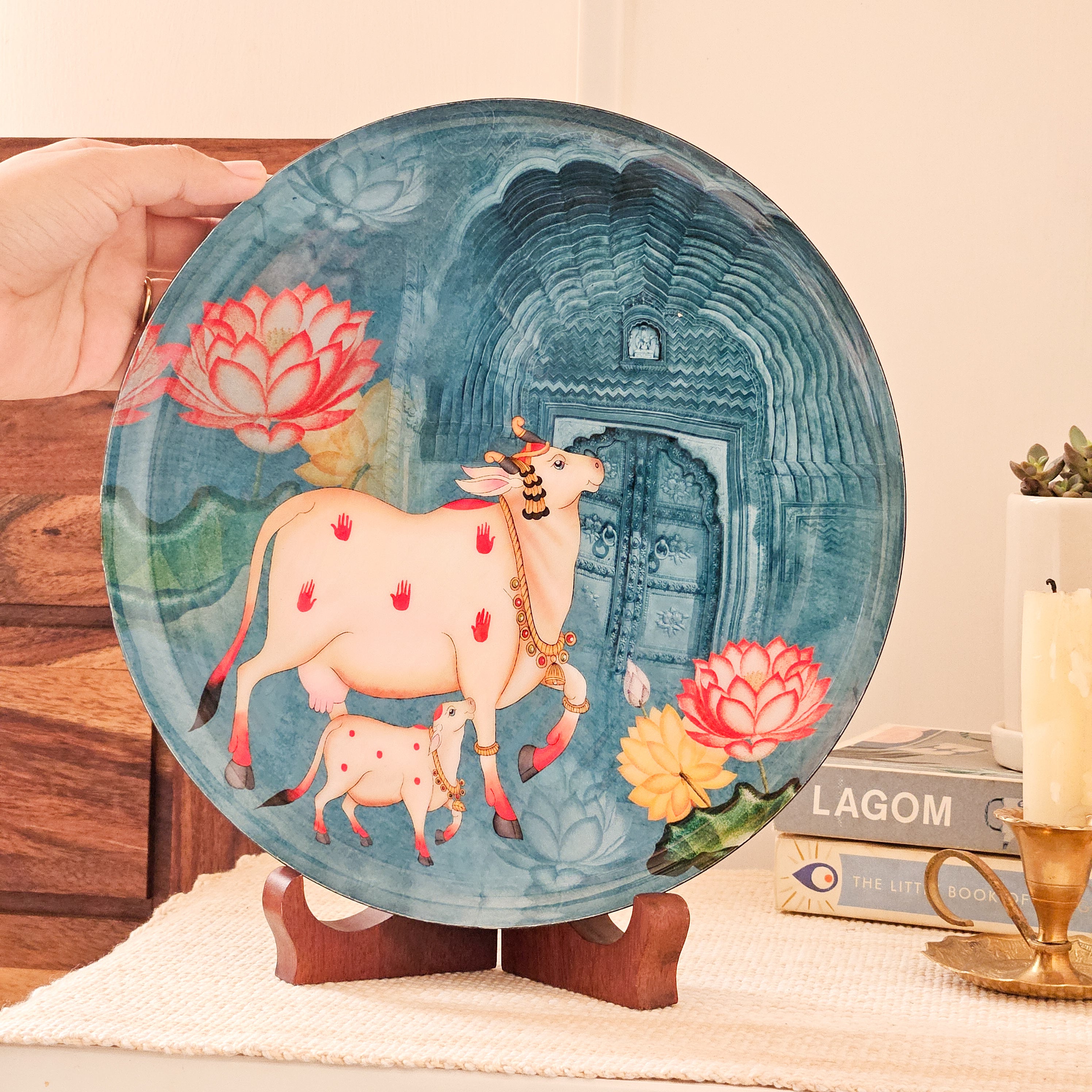 Pastel Pichwai Single Wall Plate with wooden stand