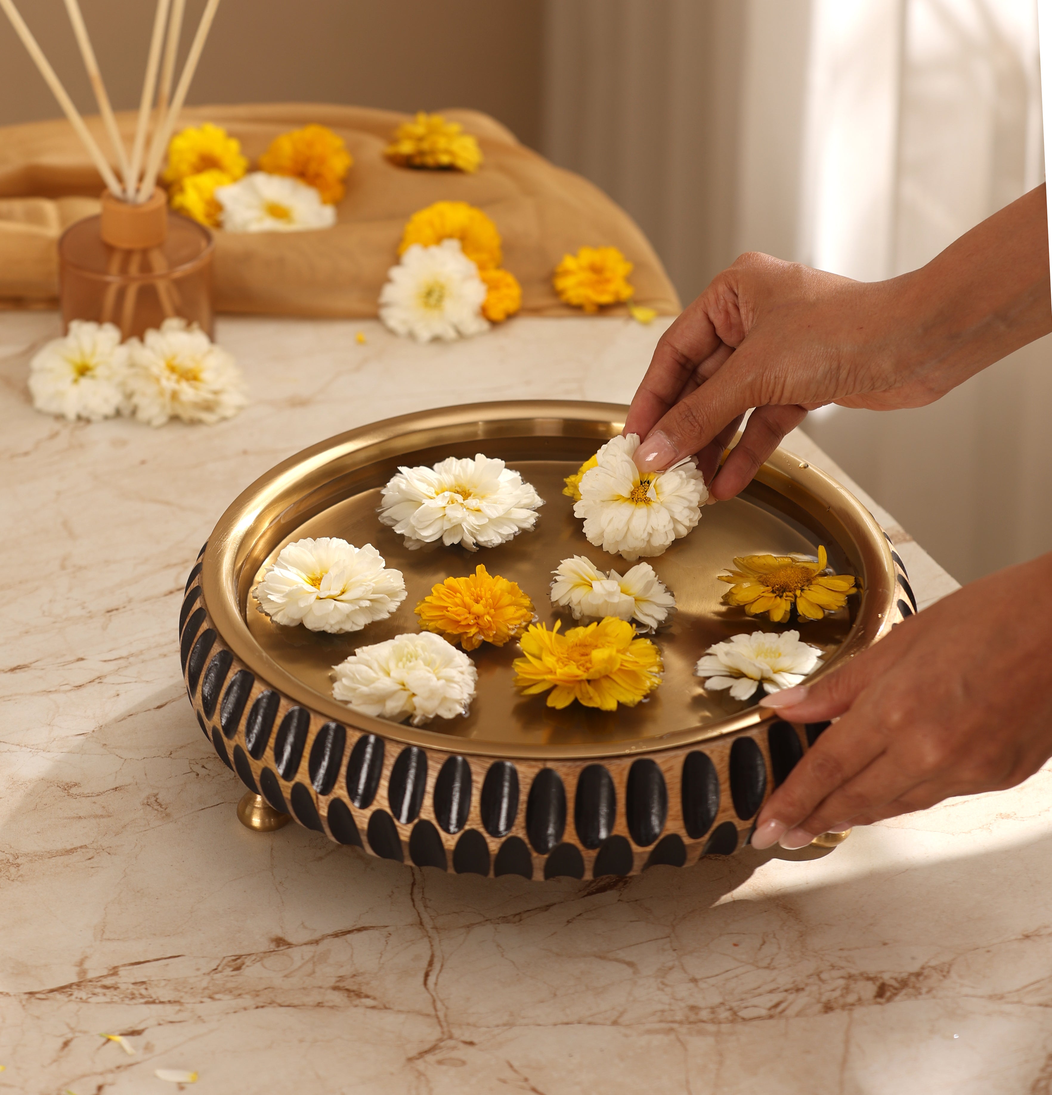 Aavrit-Handcarved Wooden Urli