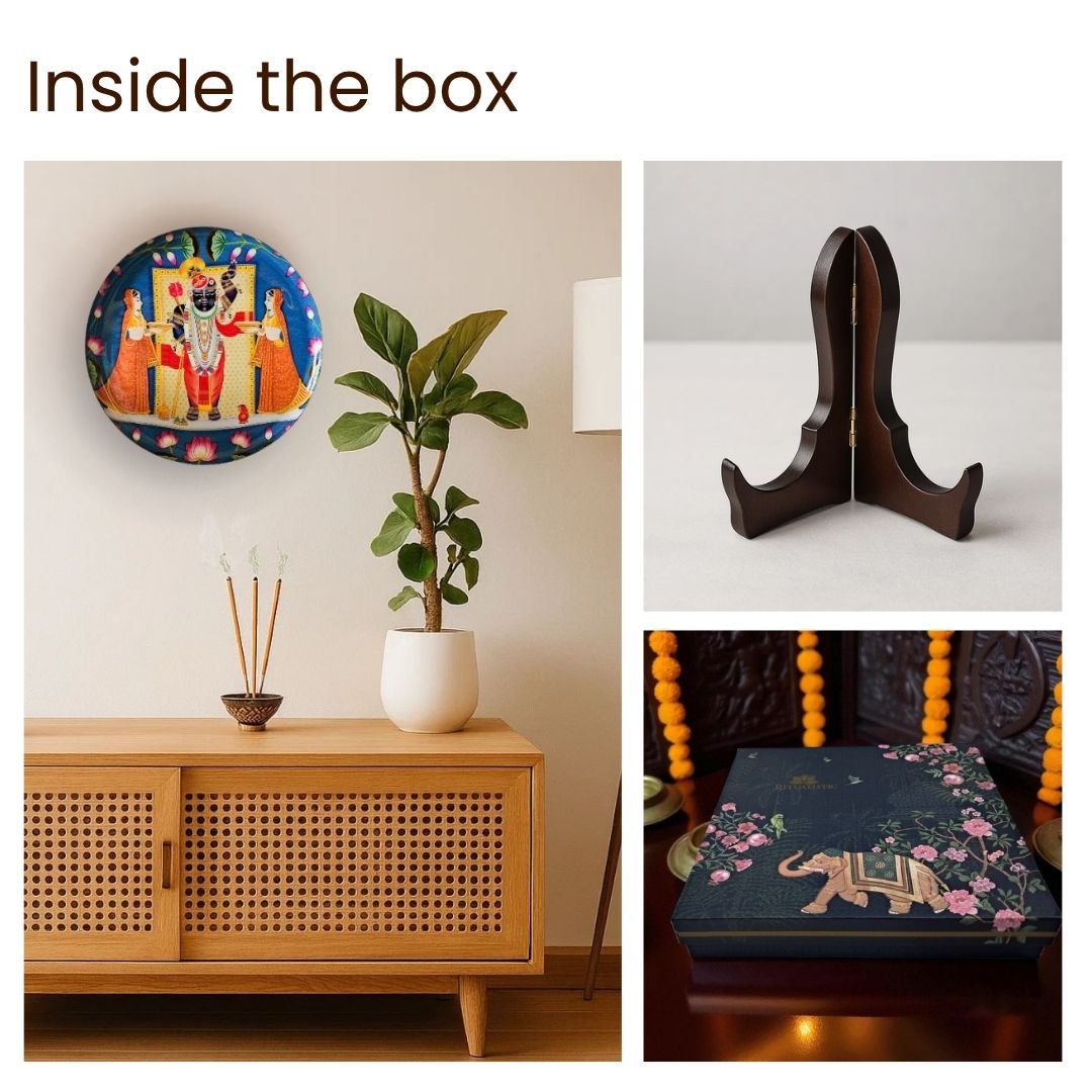 Srinathji Single Wall Plate with wooden stand