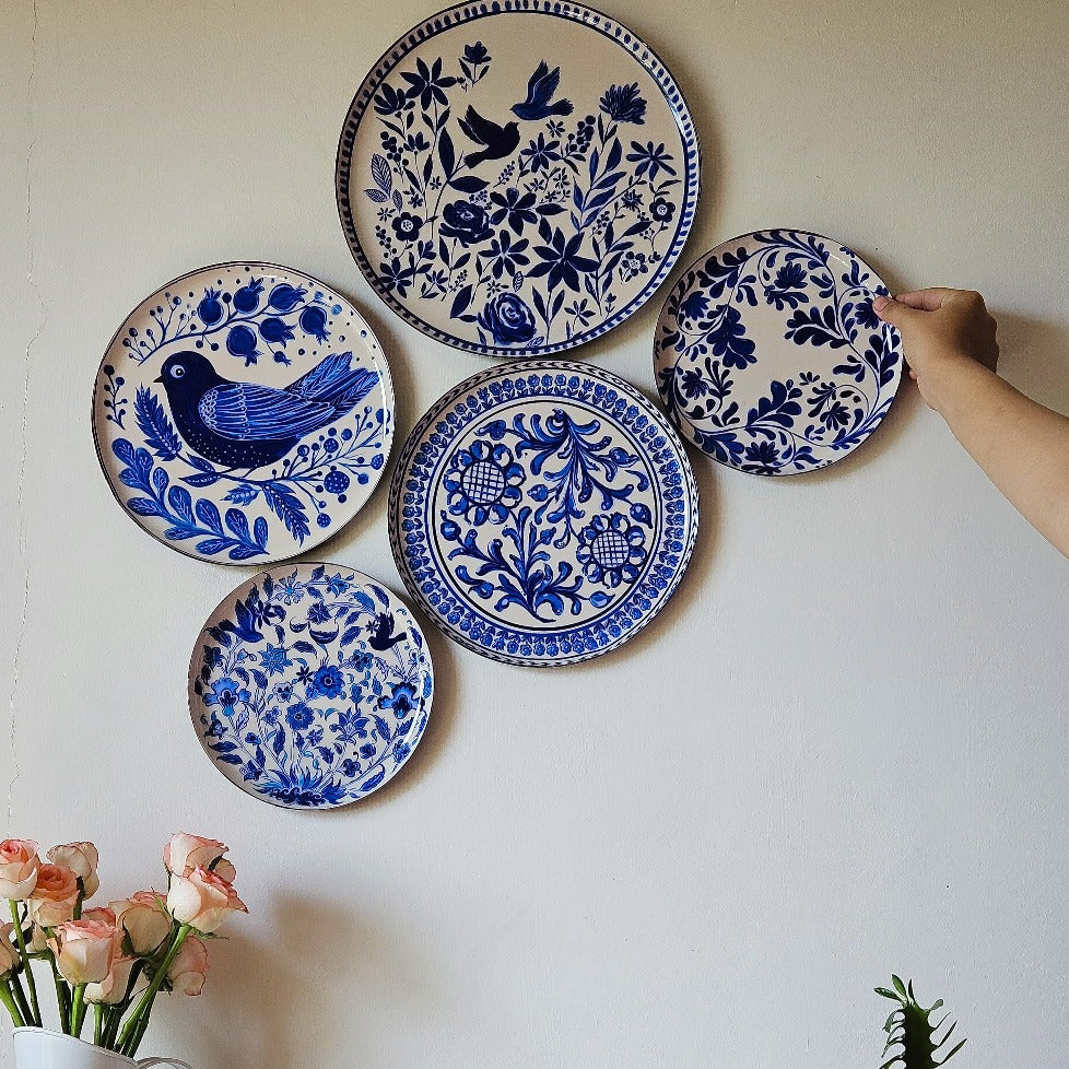 Holland Delft Art Wall Plates- Set of 5