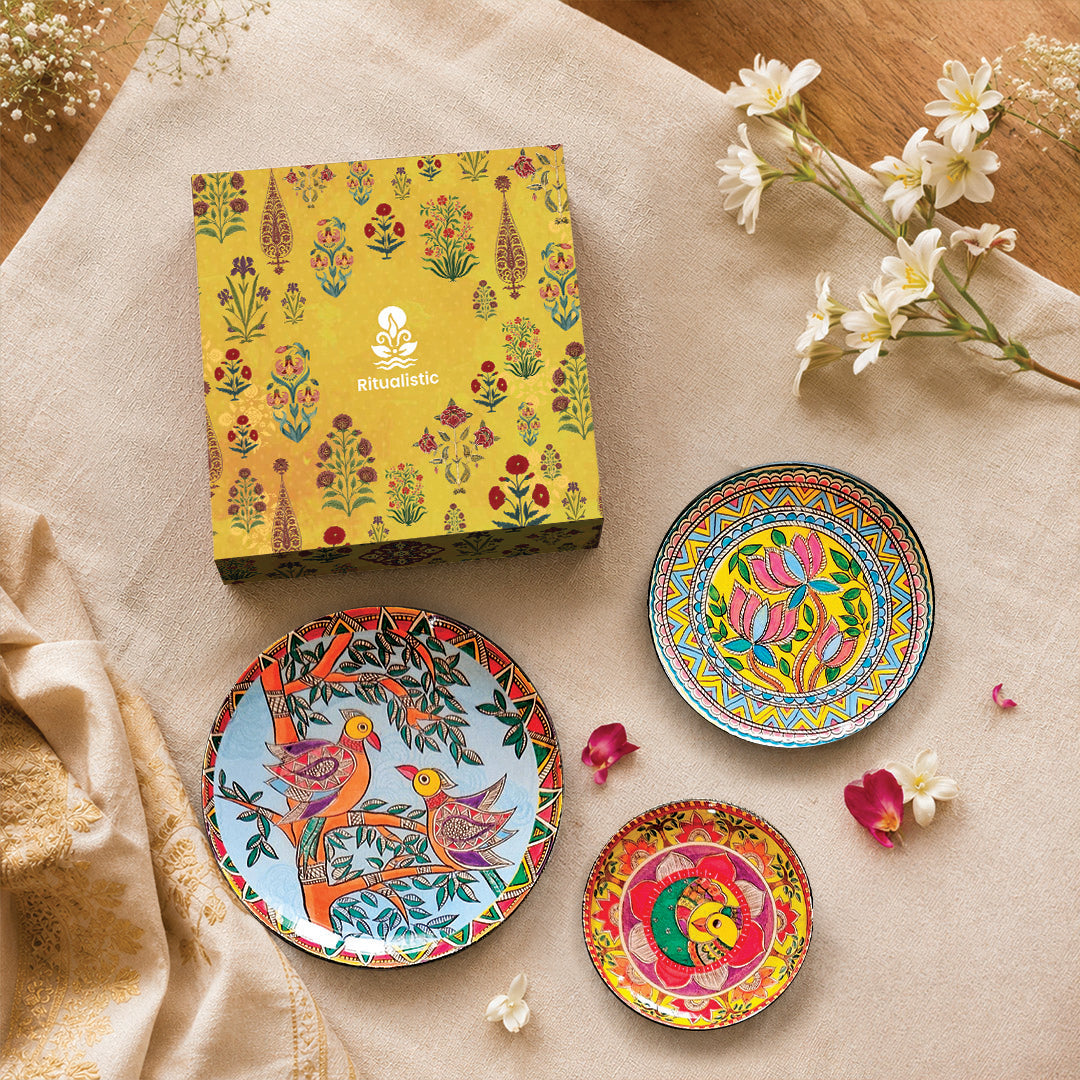 Madhubani Fridge Magnet Set of 3 comes in a Gift Box