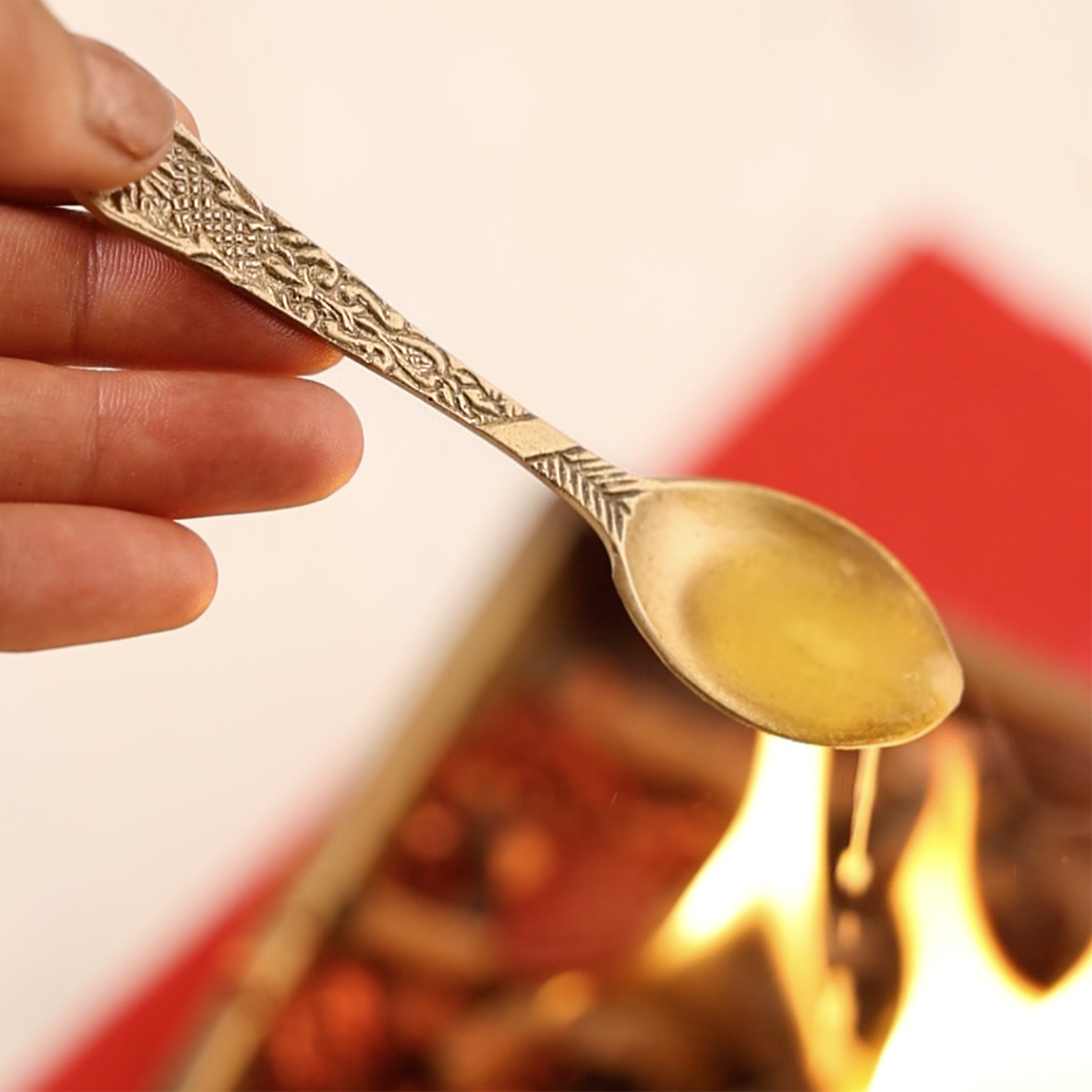 Handcrafted Brass Hawan kund with spoon for Daily Pooja Home Ritual (Large - 260 gms approx)