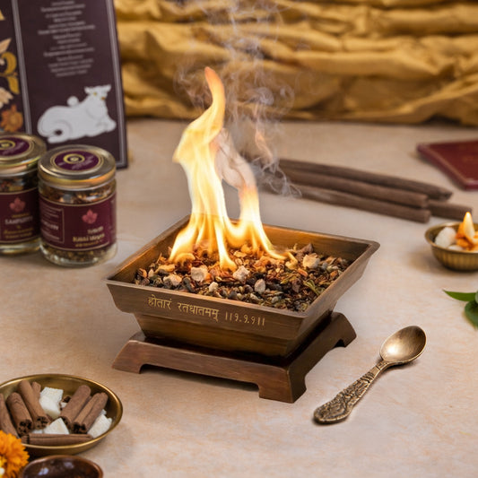 Handcrafted Brass Hawan kund with spoon for Daily Pooja Home Ritual (Large - 260 gms approx)